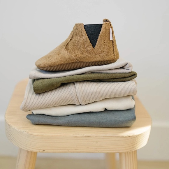 Brown Suede Chelsea Baby Boots Size 4 - Picture 5 of 11